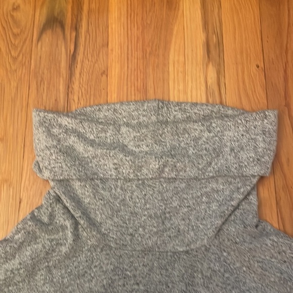 Zsupply Turtle Neck Grey Sweater Small - Picture 2 of 6